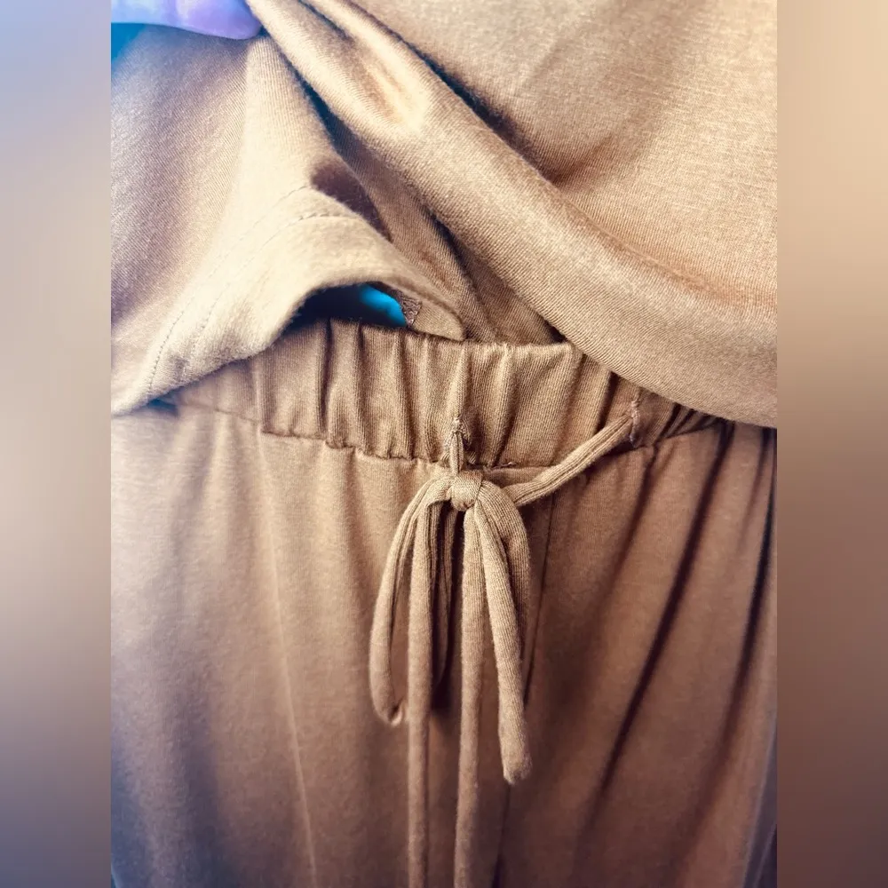 Pretty Garden Two Piece Outfit Short Sleeve Long Pants Leisure Jogger Set Sz S - Image 5