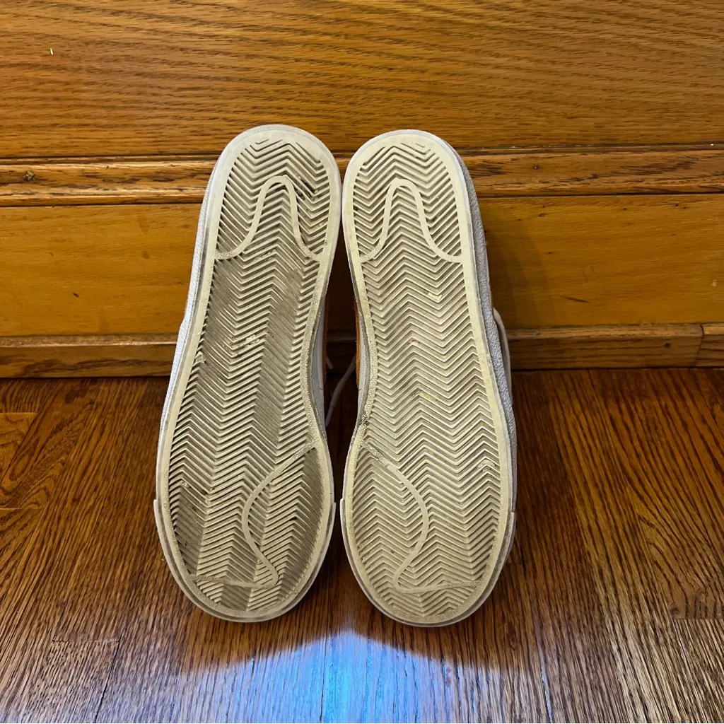 Women’s Nike Mid 70 Blazer shoe women’s size 8 - Image 5