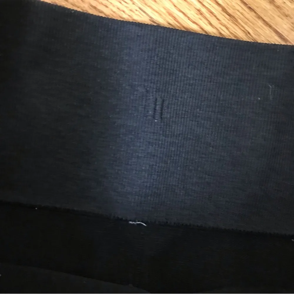 Lululemon In The Flow Seamless Crop Legging - Image 5