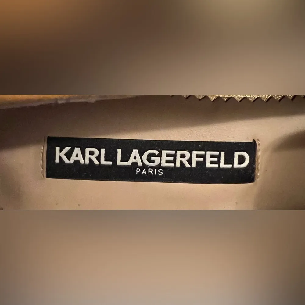 Karl Lagerfeld Paris | ladies suede slip on Nyea loafers. Size: 7.5M - Image 5