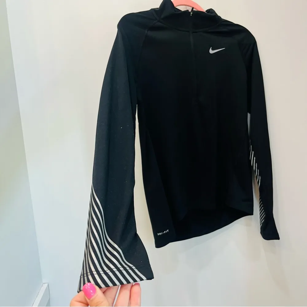 Nike Element Black Activewear Dry fit Running Medium jacket zip up - Image 2