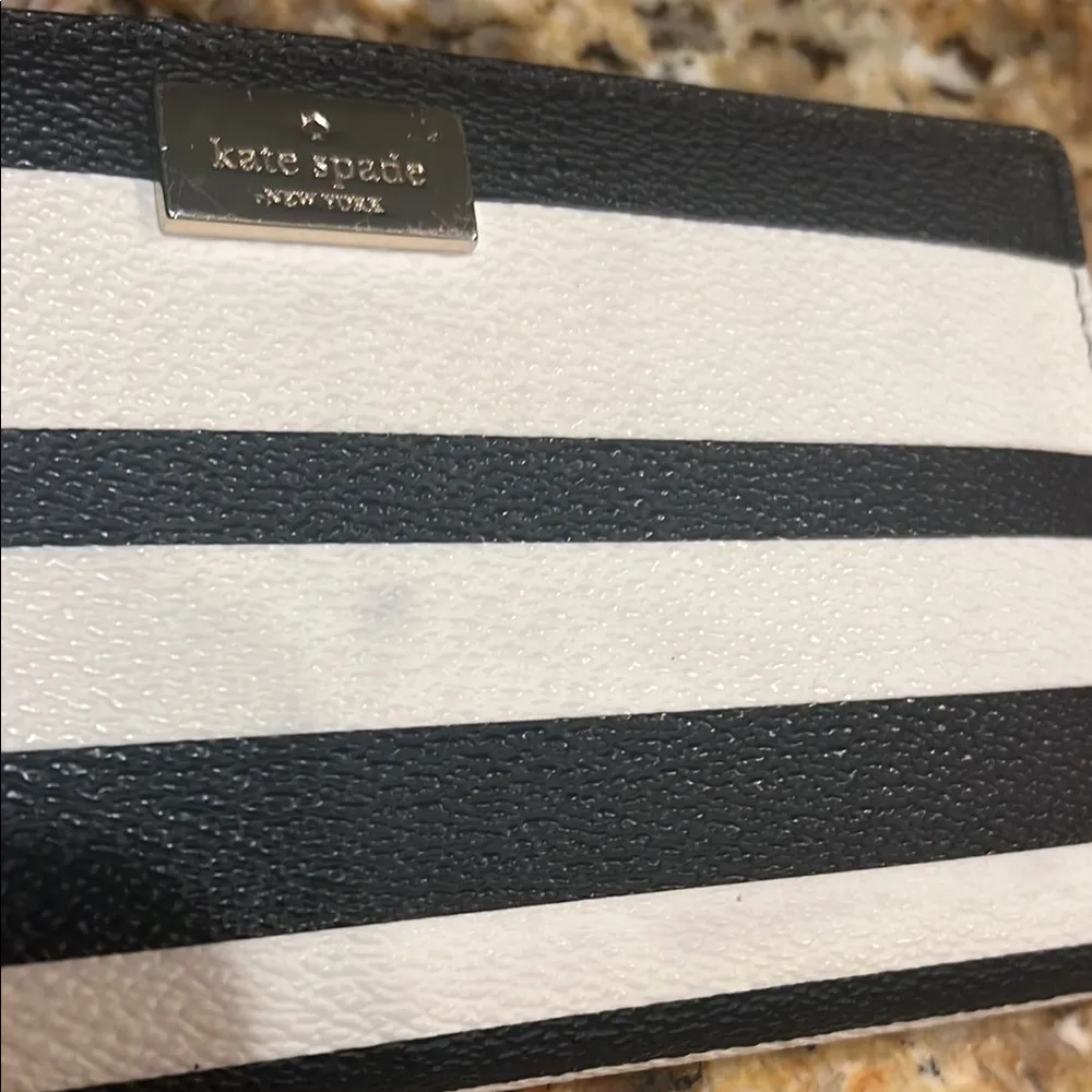 Kate Spade Black and White Striped Wallet - Image 7