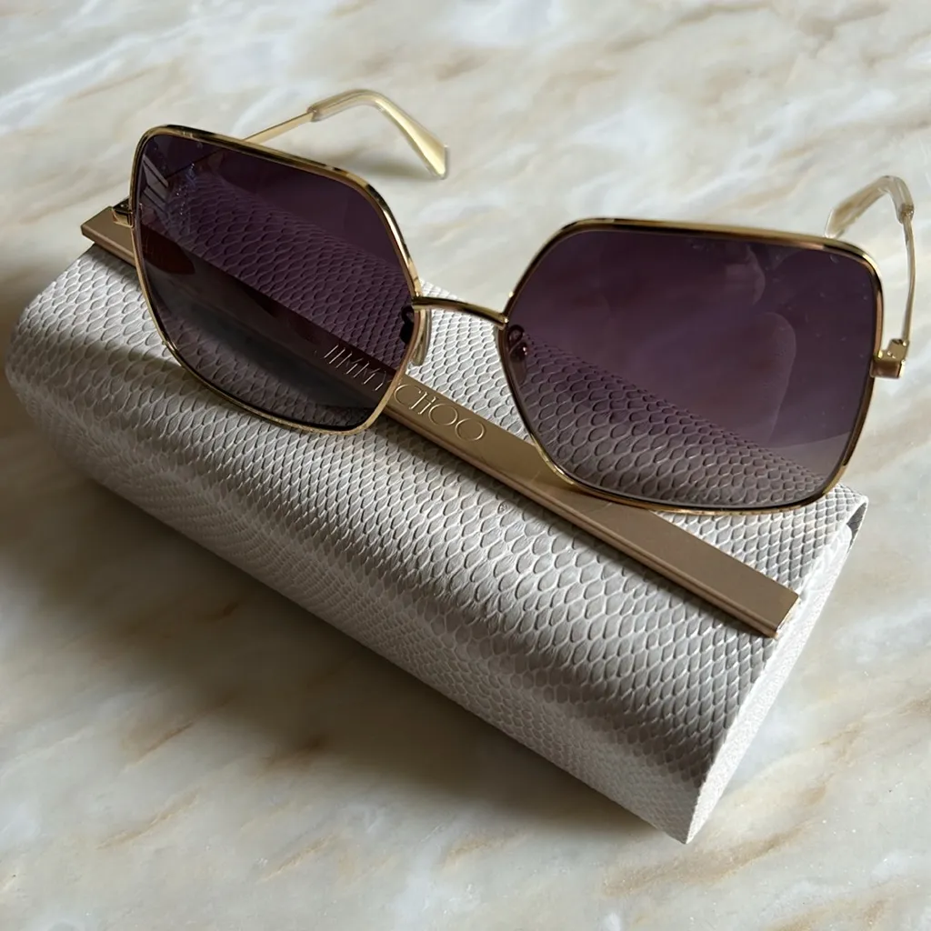 Celine Women’s Gold Frame Sunglasses Authentic‎ - Image 8
