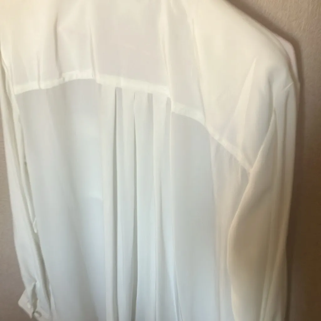 FINAL MARKDOWN Christie and Jill Button - Image 4