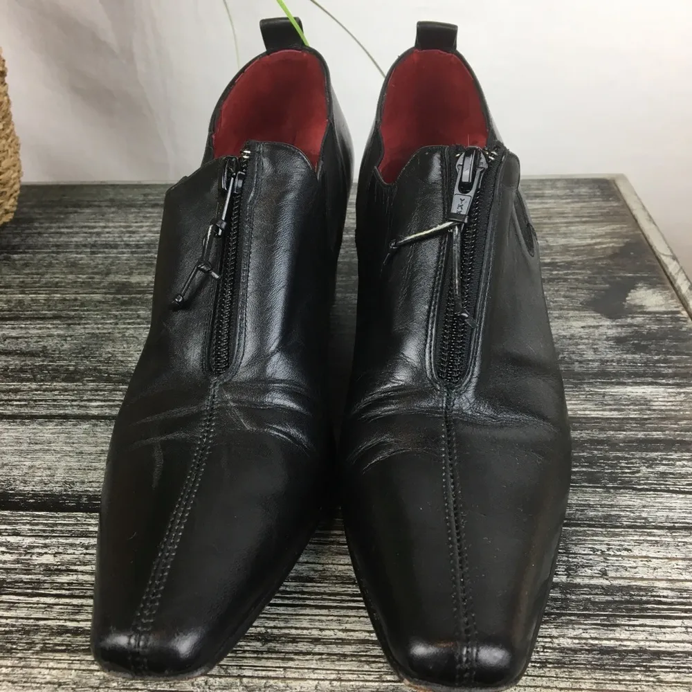 Donald Pliner Black Block Heel Zip Up Ankle Loafer Bootie 7 - Image 2