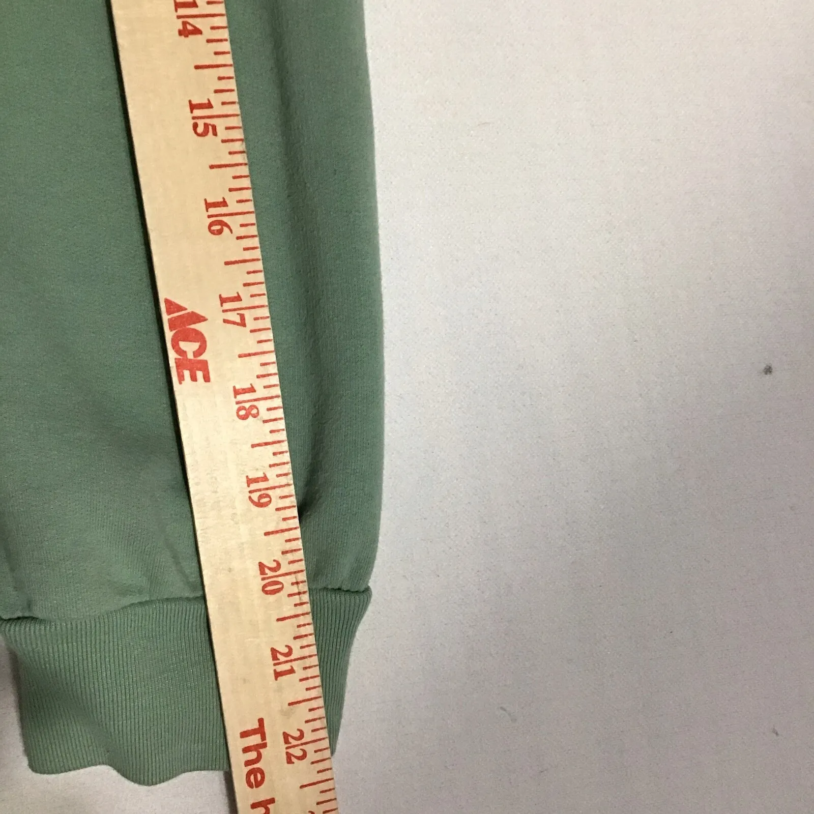 Nickelodeon Rugrats sage green graphic long sleeve hoodie size XXL 19 Preowned‎ - Image 5