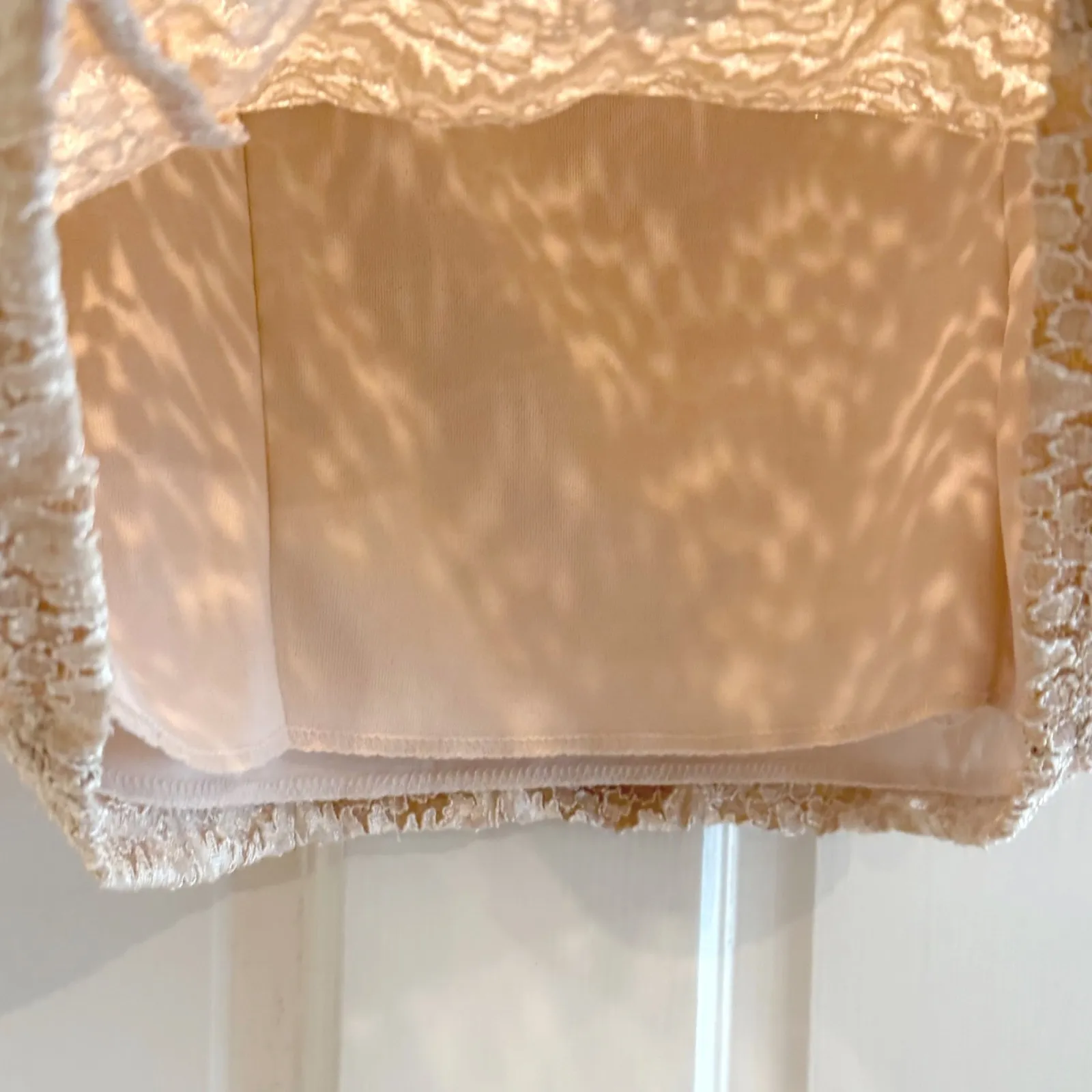 E.C. Designs Cream Lace Tank Top Sleeveless Square Neck Lined USA Made XL Tan - Image 3