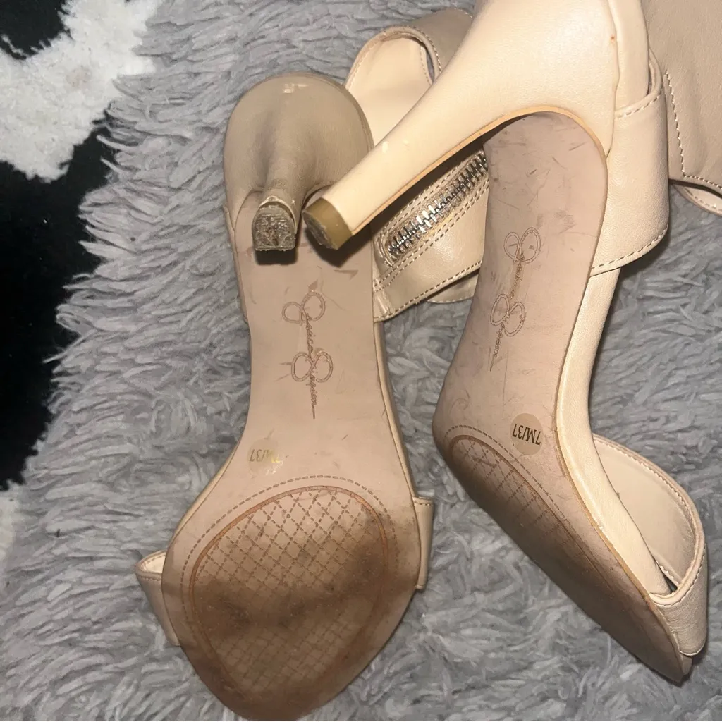 Jessica Simpson Tan Heels Elegant Design - Image 8