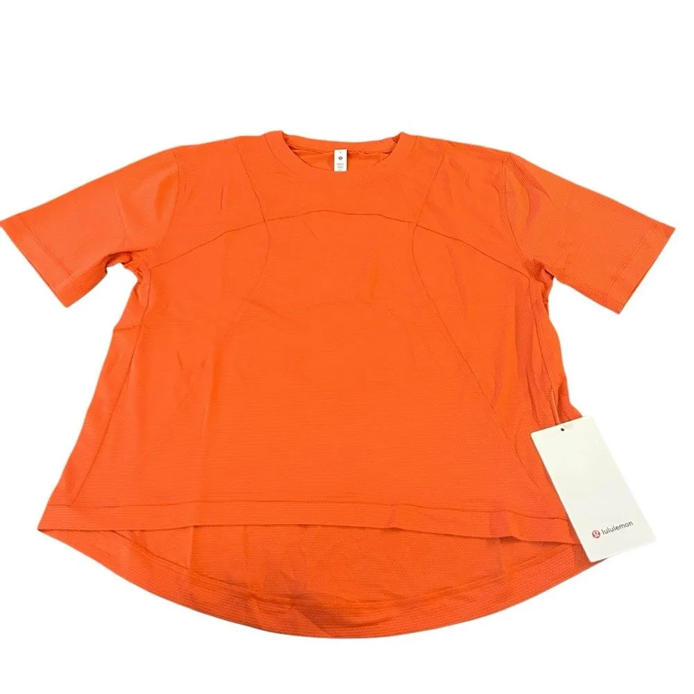 Lululemon Size 6 Tough Training Crewneck T-Shirt
Warm Coral Orange‎ Athletic Gym - Image 2