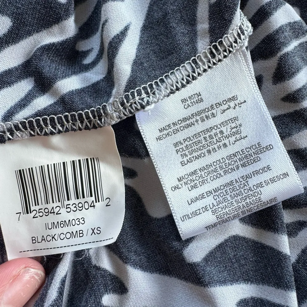 BCBG MAXAZRIA Long Sleeve Abstract Patterned Wrap Dress XS 080-E - Image 6