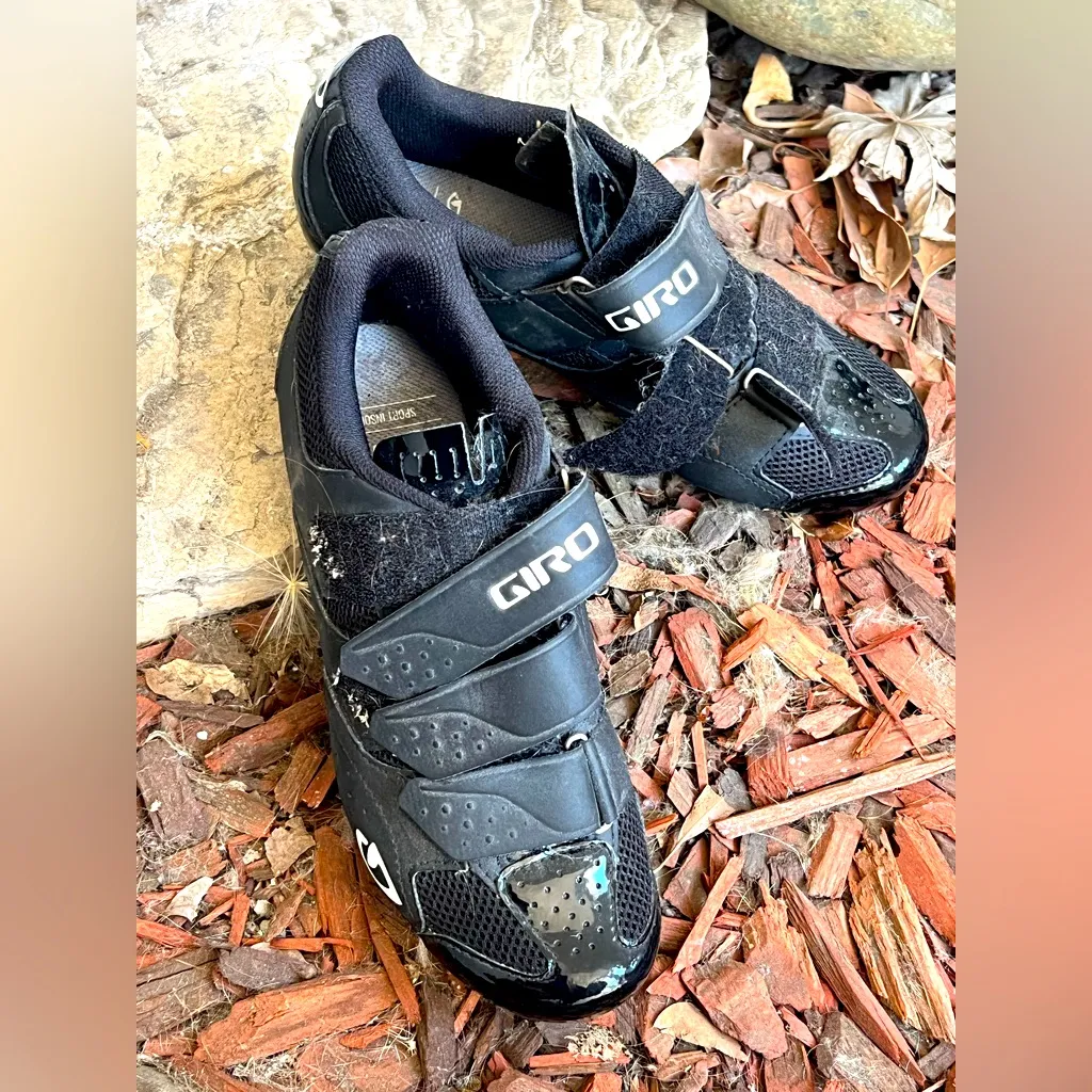 NWOB Giro Techne Women’s Spin Road Cycling Shoe Size 39, US 7.5 Black - Image 2