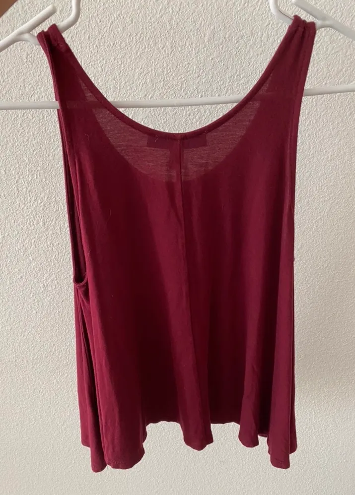 Francesca's Red Flowy Tank - Image 4