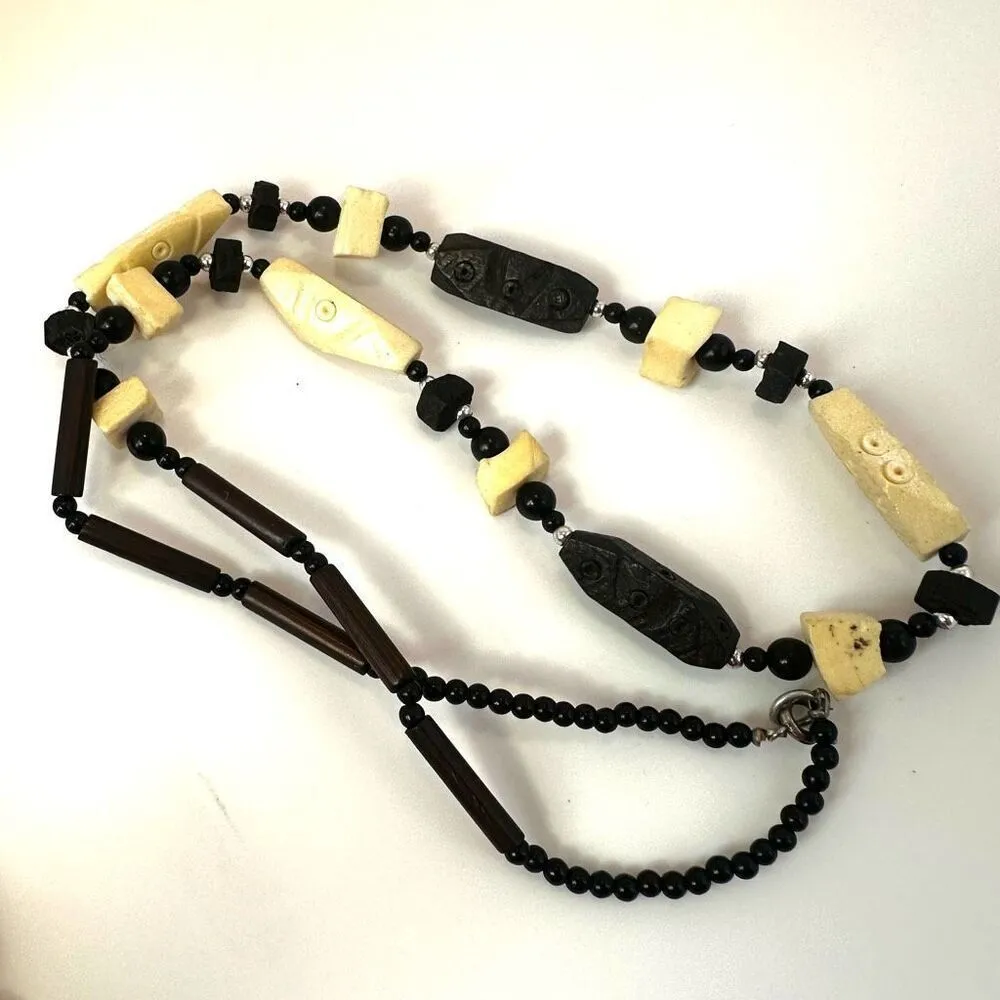 Black and tan long beaded necklace - Image 8