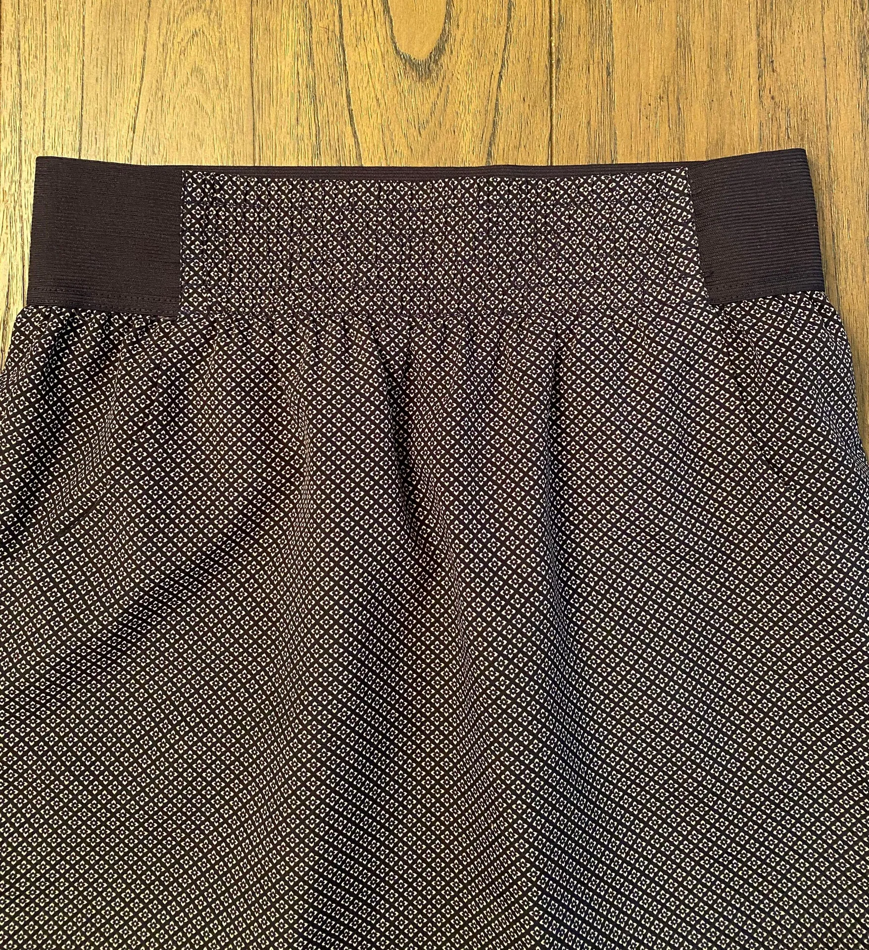 Gap Blue Geometric Mini Skirt Size Small - Image 3