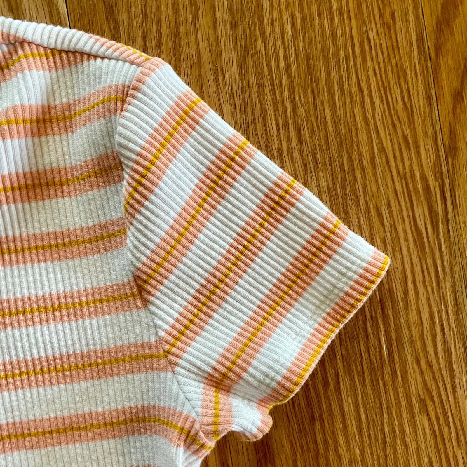 Old Navy Slim Orange Pink Striped Ribbed T-Shirt Womens Small - Image 4