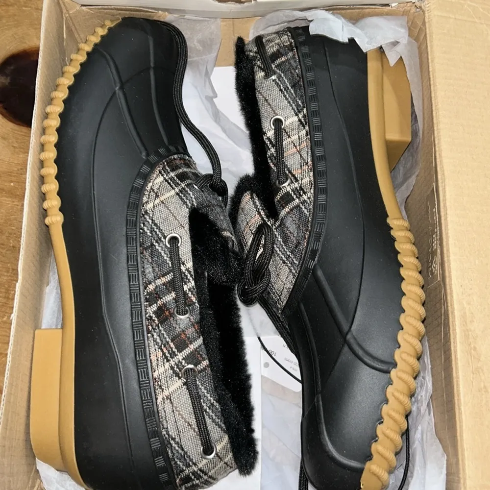 St. John's Bay Womens Rockwell Flat Heel Rain Boots Black w/multi Size 10 - Image 5