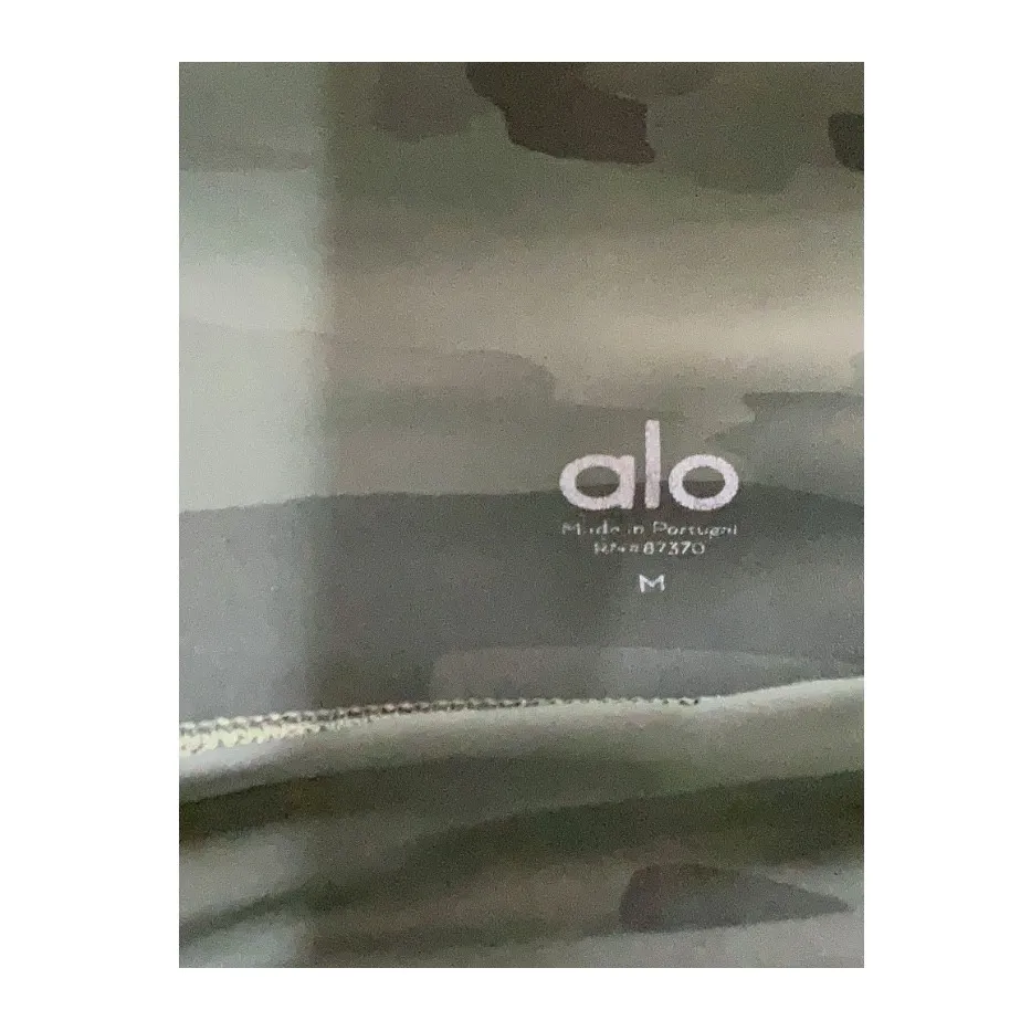 Alo Yoga High Waist Vapor Biker Shorts Black Camo Size Medium Activewear Yoga - Image 4