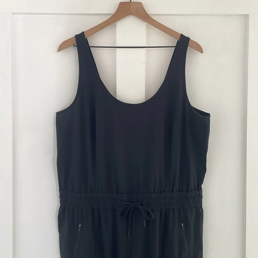 ATHLETA Unbound Jumpsuit Athletic Romper Yoga Sporty Travel in Black Size L - Image 8