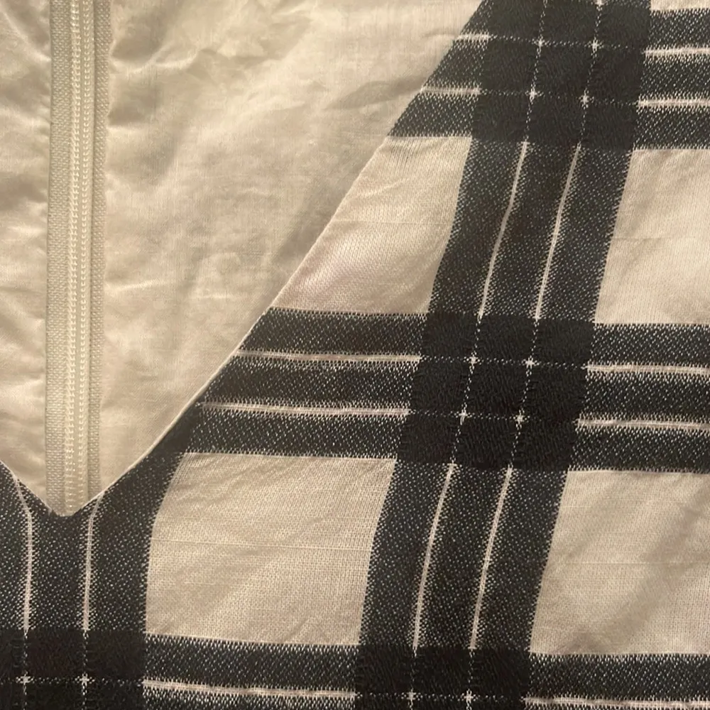 Madewell Bell-Sleeve Plaid Dress - Image 4