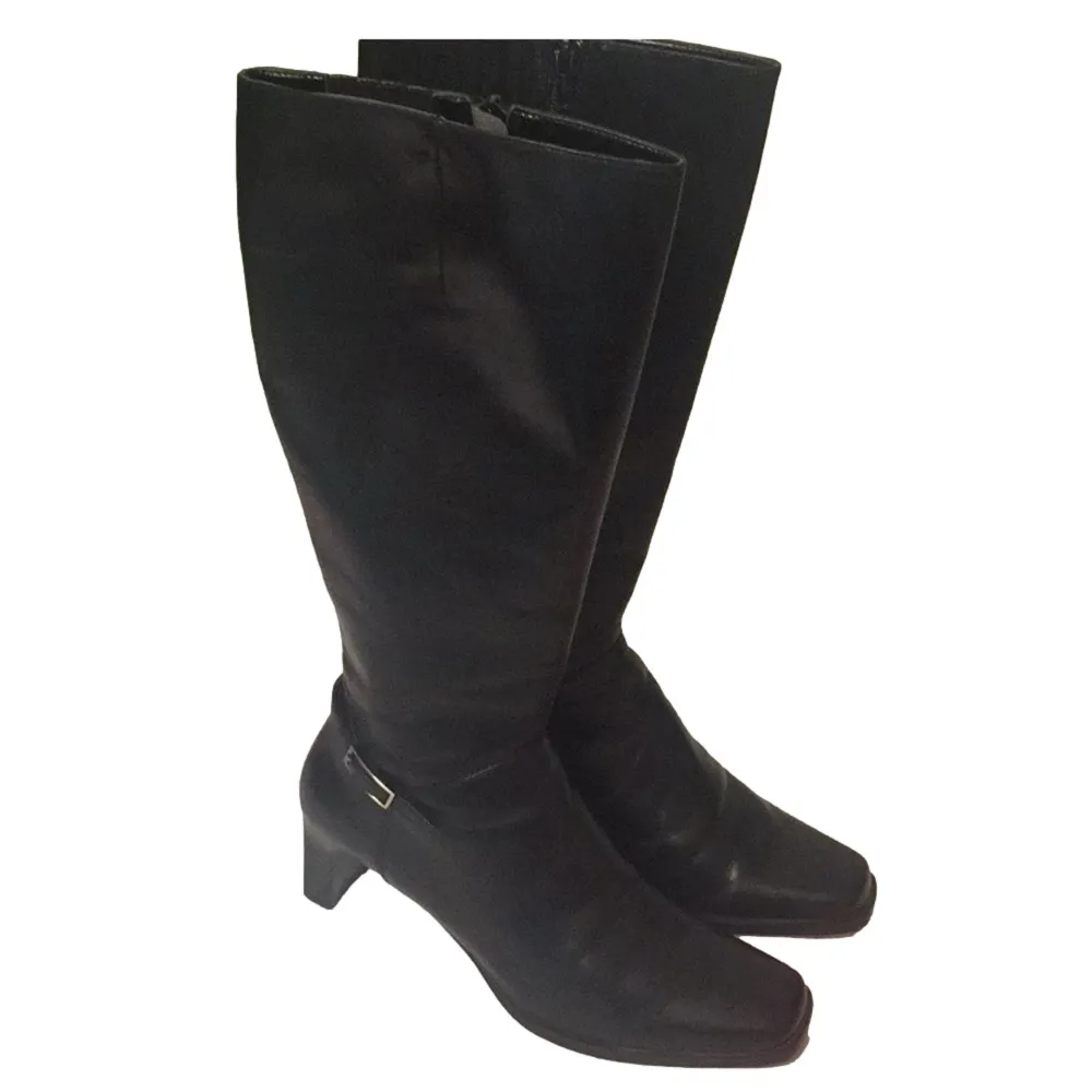 Austin tall leatherr black heeled boots buckle detailing size 9 N - Image 2