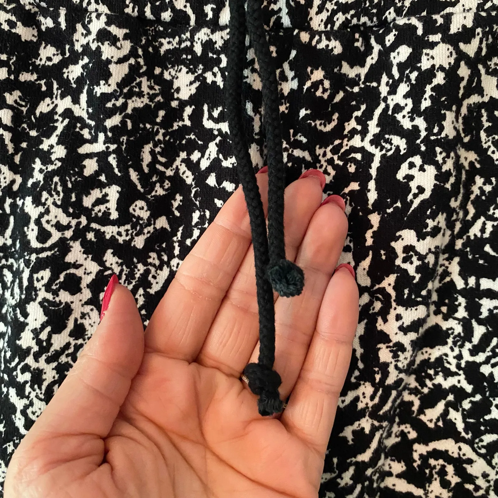 NWT Pistola Black White Marbled Terrycloth Sweat Shorts Women's size Small - Image 4