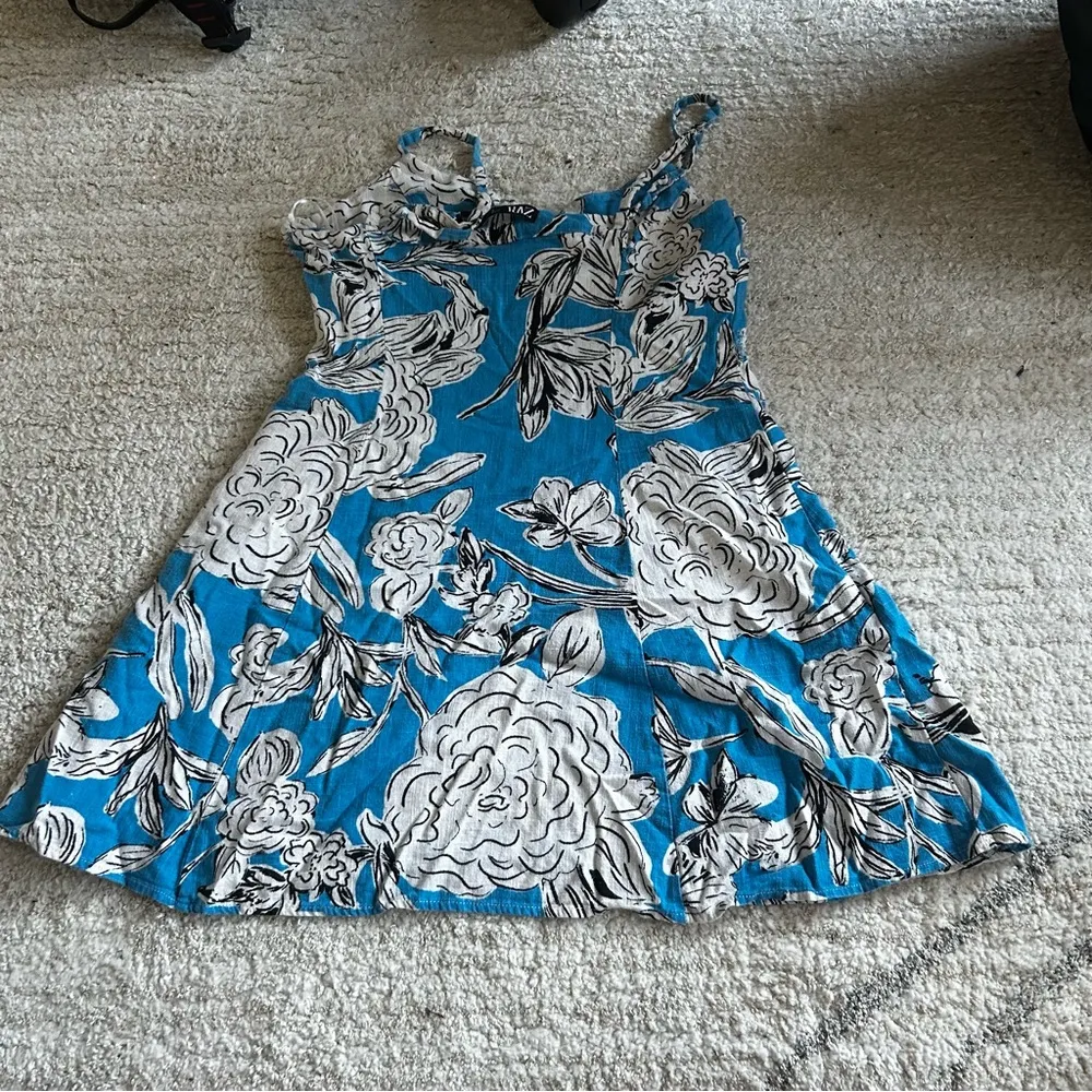 Zara Blue and White Patterned Dress - Image 3