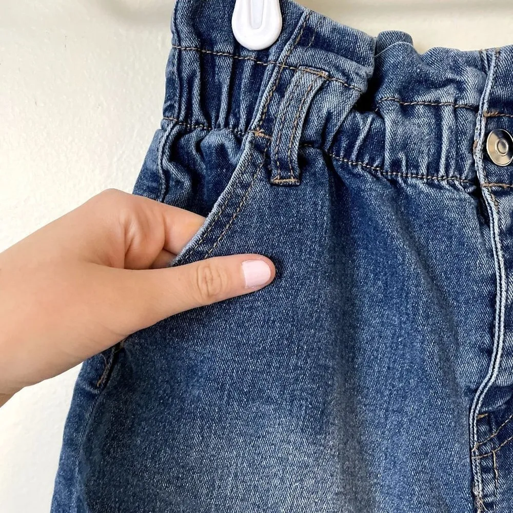 Ms. Maggie jean shorts medium wash pocket cinched waist casual comfortable Blue Size undefined - Image 3