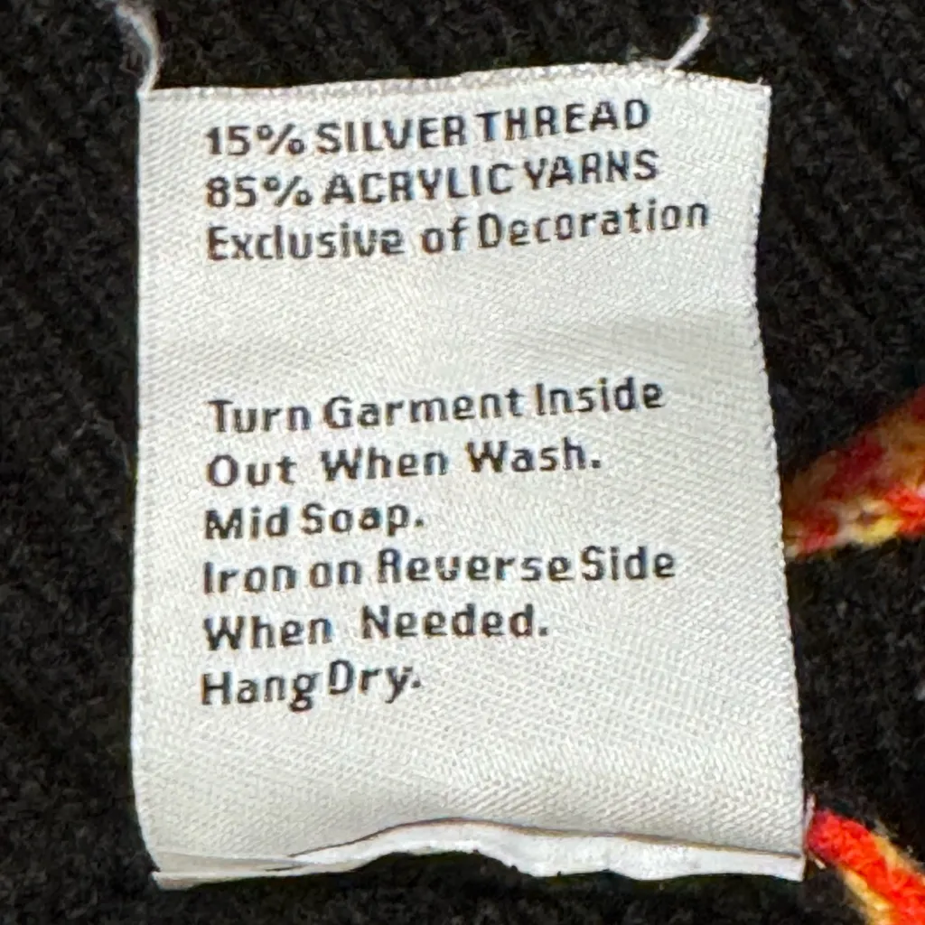 Women’s V - Image 3