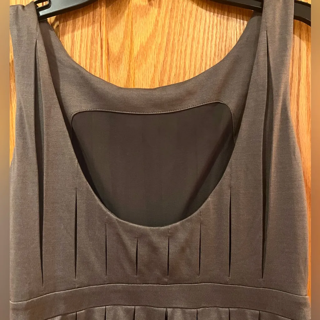 Banana Republic Kaily Silk/Cotton Pleated Sleeveless Dress in Taupe Sz XS Petite - Image 8