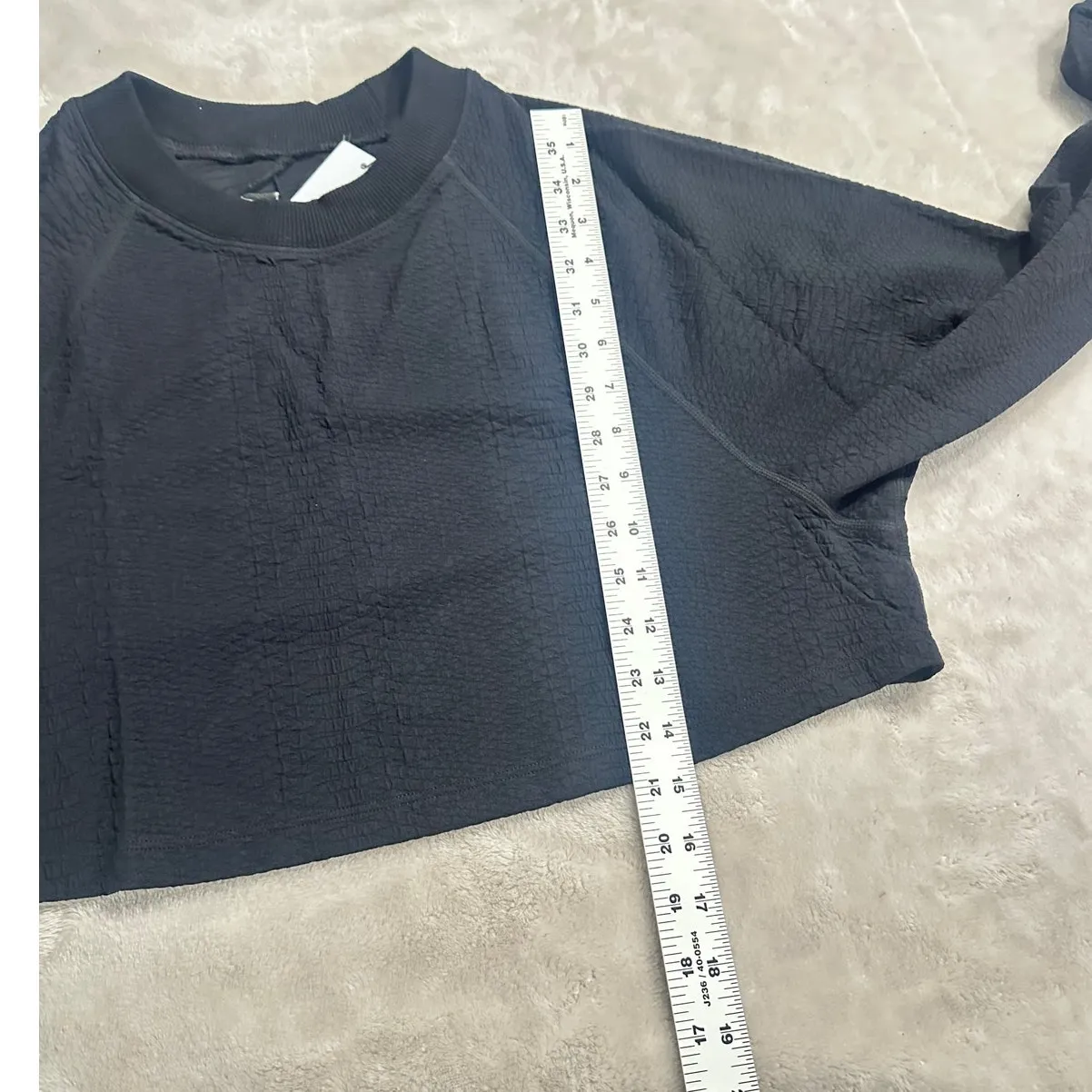 GIGI C Isabella Pullover Top Women's Medium Black Long Sleeve Cropped Textured - Image 10