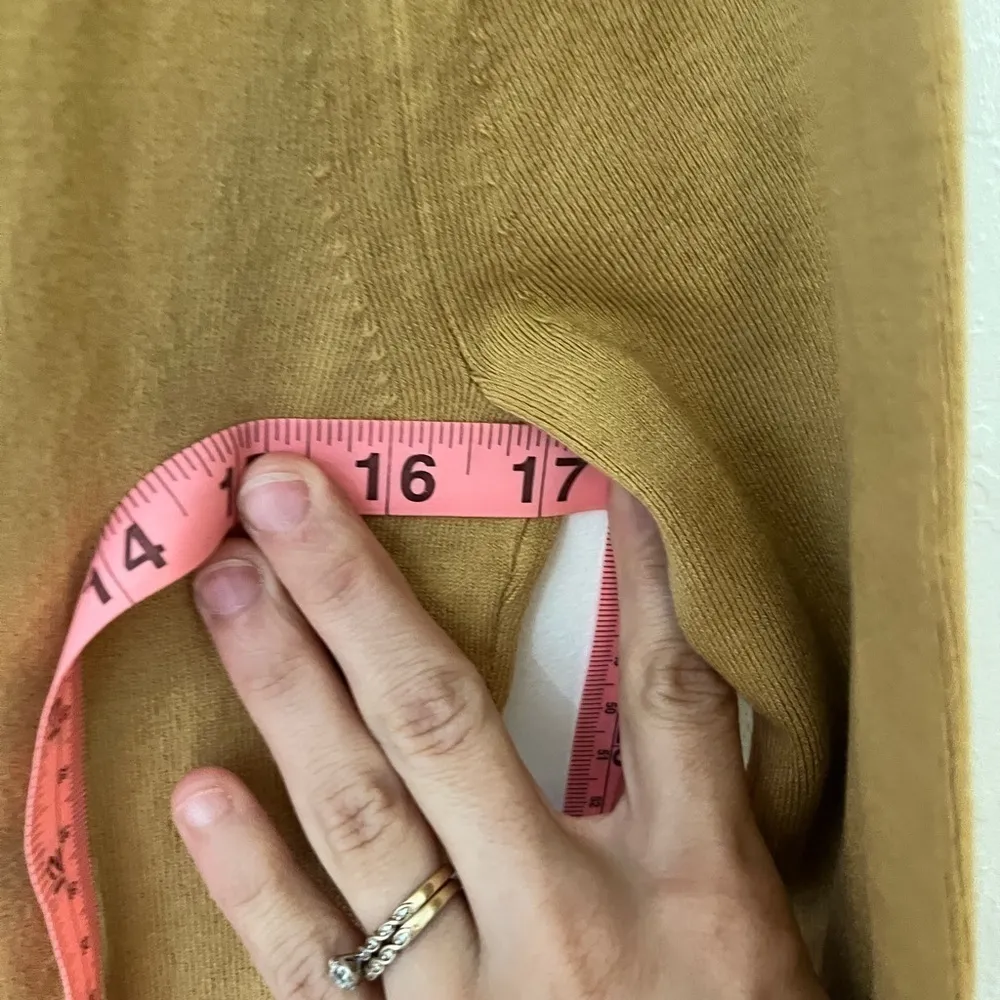 Lita by Ciara Iced Coffee Longline 4 Long sleeve Button Cardigan Size M Yellow Size M - Image 9