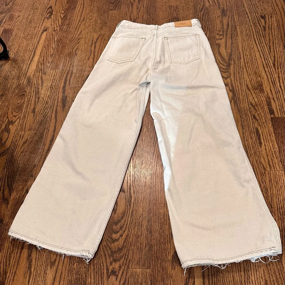 Women's Cream Jeans - Image 2