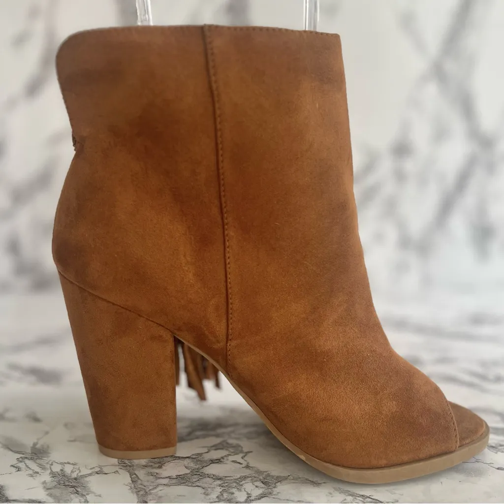 NWT DV by Dolce Vita Lotus Bootie Fringe Suede Open Toe Cognac 6 Western Cowgirl Brown - Image 9