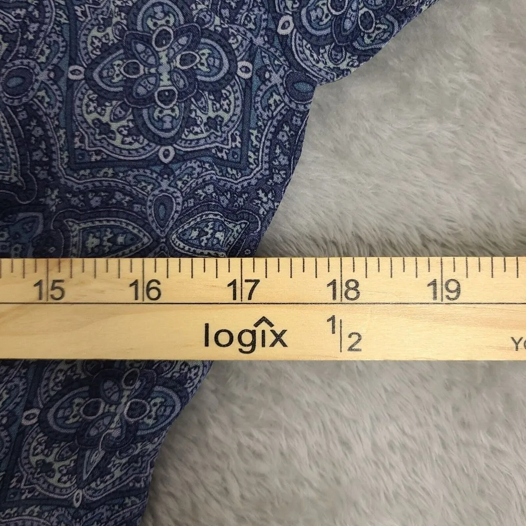 Petite Sophisticate Size 8Long‎ Sleeve Rayon Blue Button Down Womens Blouse - Image 2