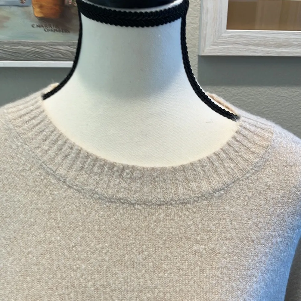 Hem & Thread Cream Sweater Plaid Hem Panel NWT - Image 5