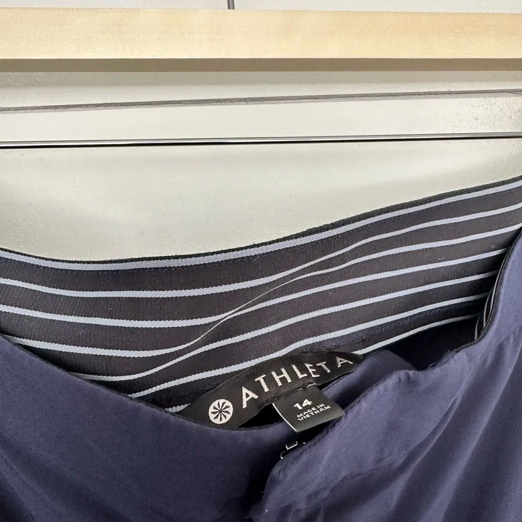 Athleta Women’s 14 Navy Blue Tribeca Crop Pant - Image 2