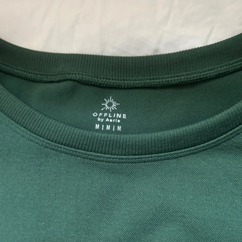 aerie workout shirt green - Image 2