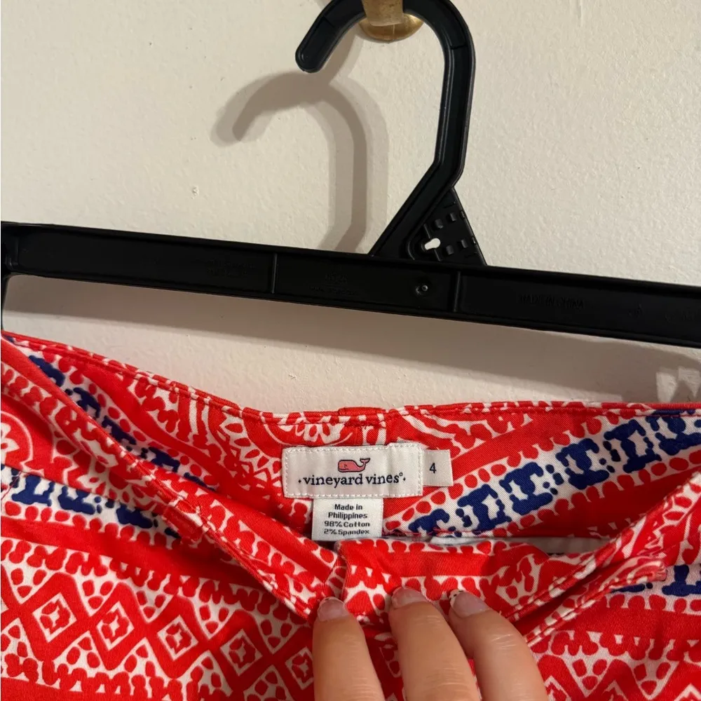 Fun vineyard vines red white and blue shorts size 4 - Image 3