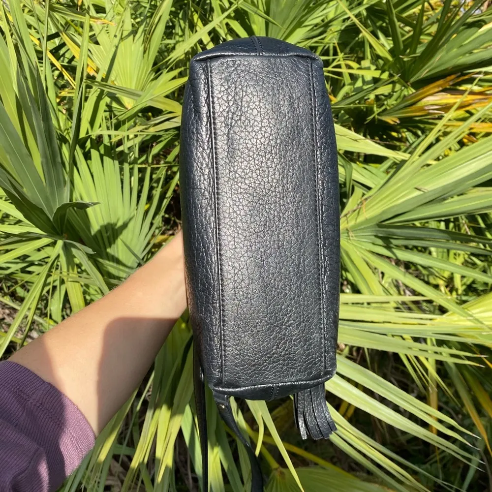 •  • Black pebbled Leather Crossbody Removable Strap - Image 3