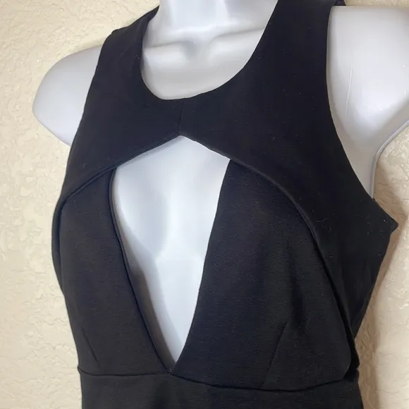 One piece black keyhole Michell mason size‎ P Size 4 - Image 2