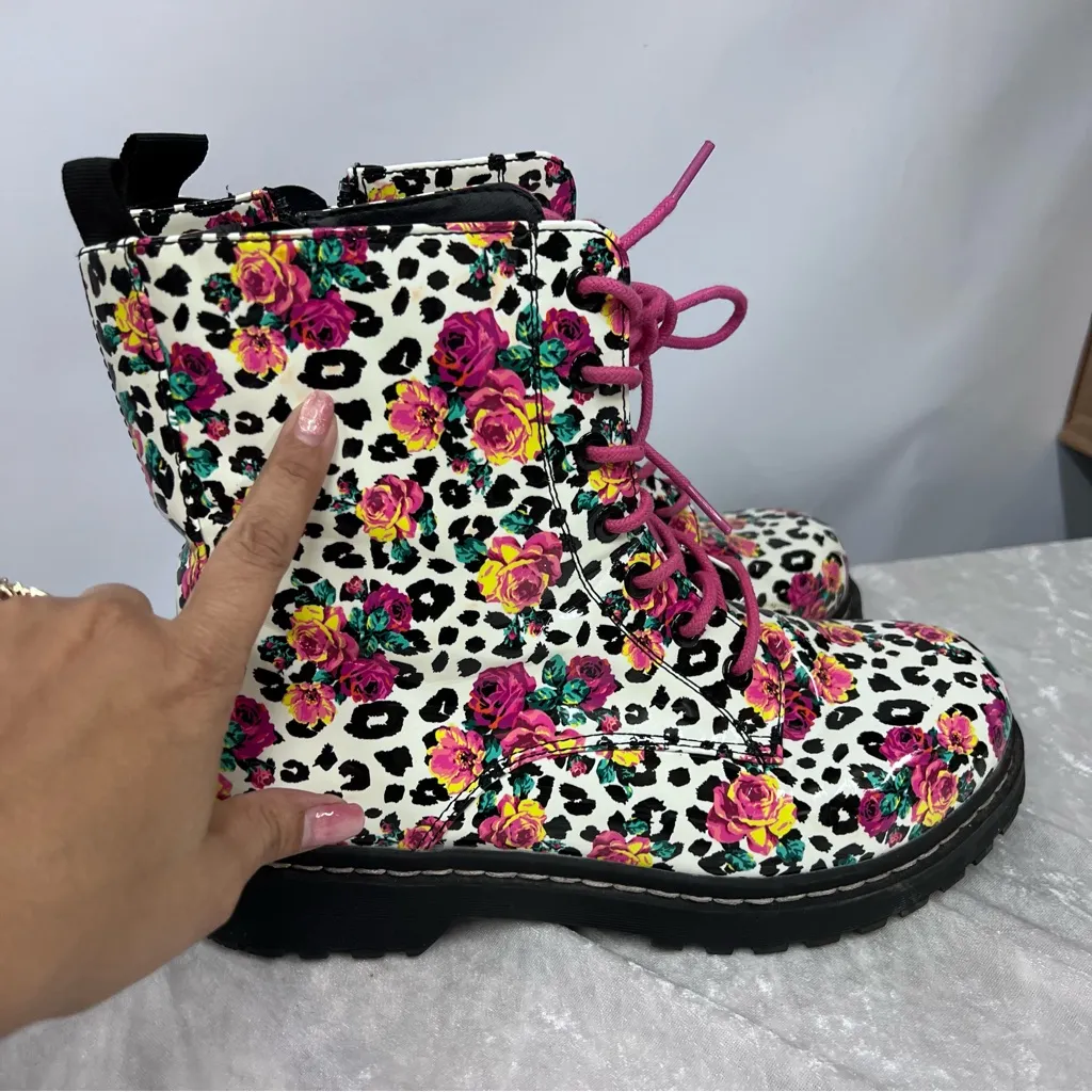 Torrid Betsey Johnson collab 9WW Floral Leopard  Combat Boots T-RYLEE leather - Image 9