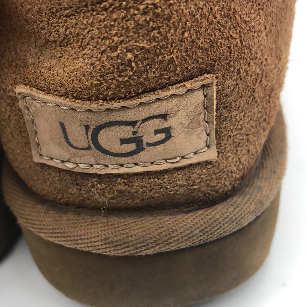 UGG Cozy Tan Shearling-Lined Boots. - Image 5