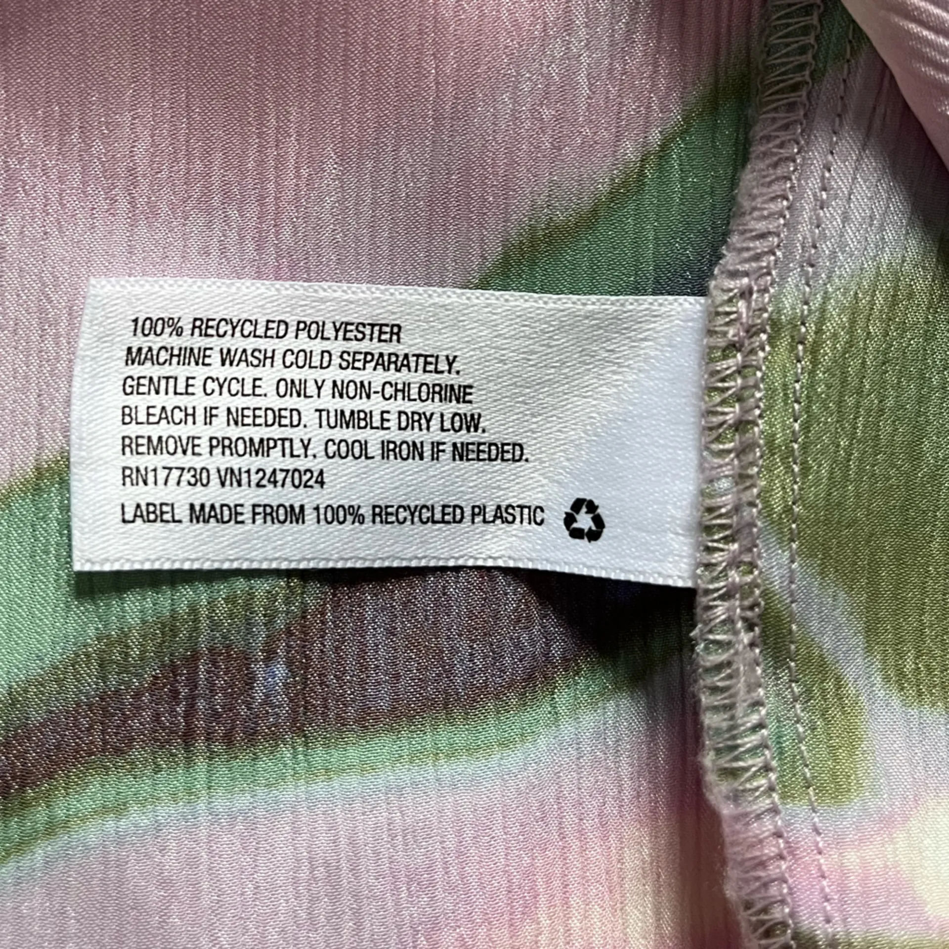 Future Collective Multicolor Abstract Women's Skirt size 22 Pink - Image 6