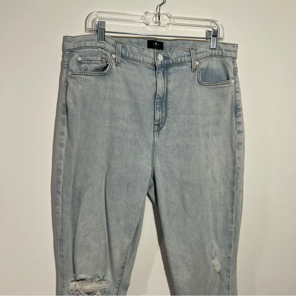 7 FOR ALL MANKIND The High Waist Skinny Jeans In Light Wash‎ Ripped Knee Size 33 - Image 6