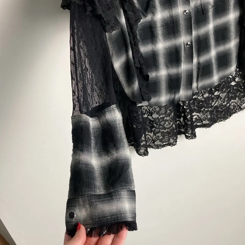 Divine Heritage Revolve Lace Button Front Plaid Shirt Gothcore Ruffles Medium Gray - Image 3