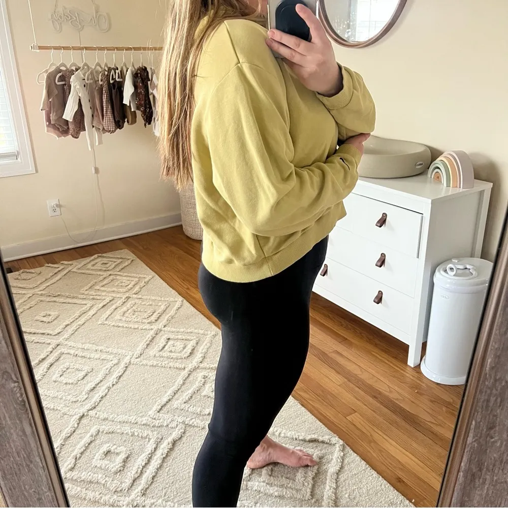 Nike  sweatshirt - Image 5