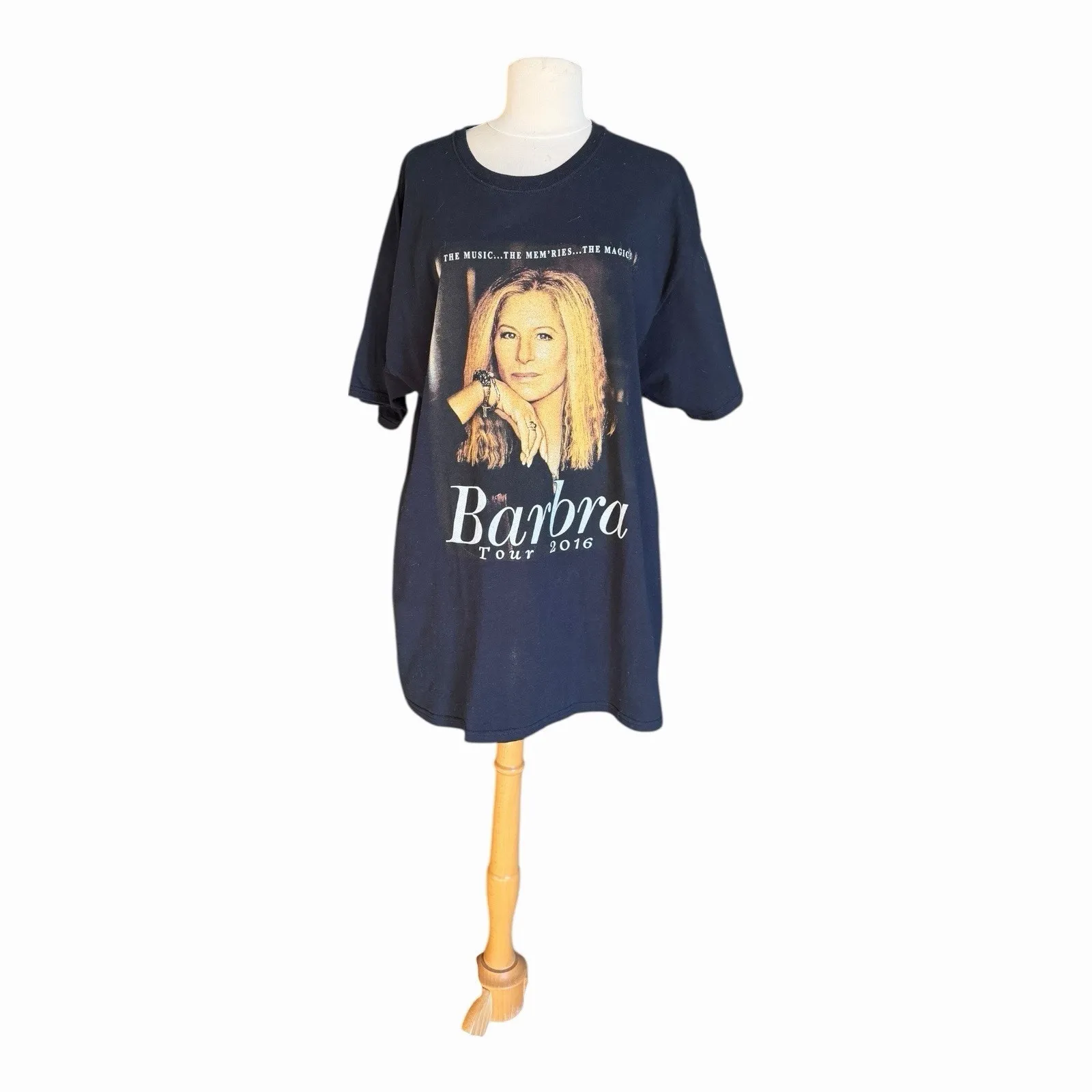 BARBRA STREISAND The Music The Mem'ries The Magic Tour 2016 Medium Black T - Image 2