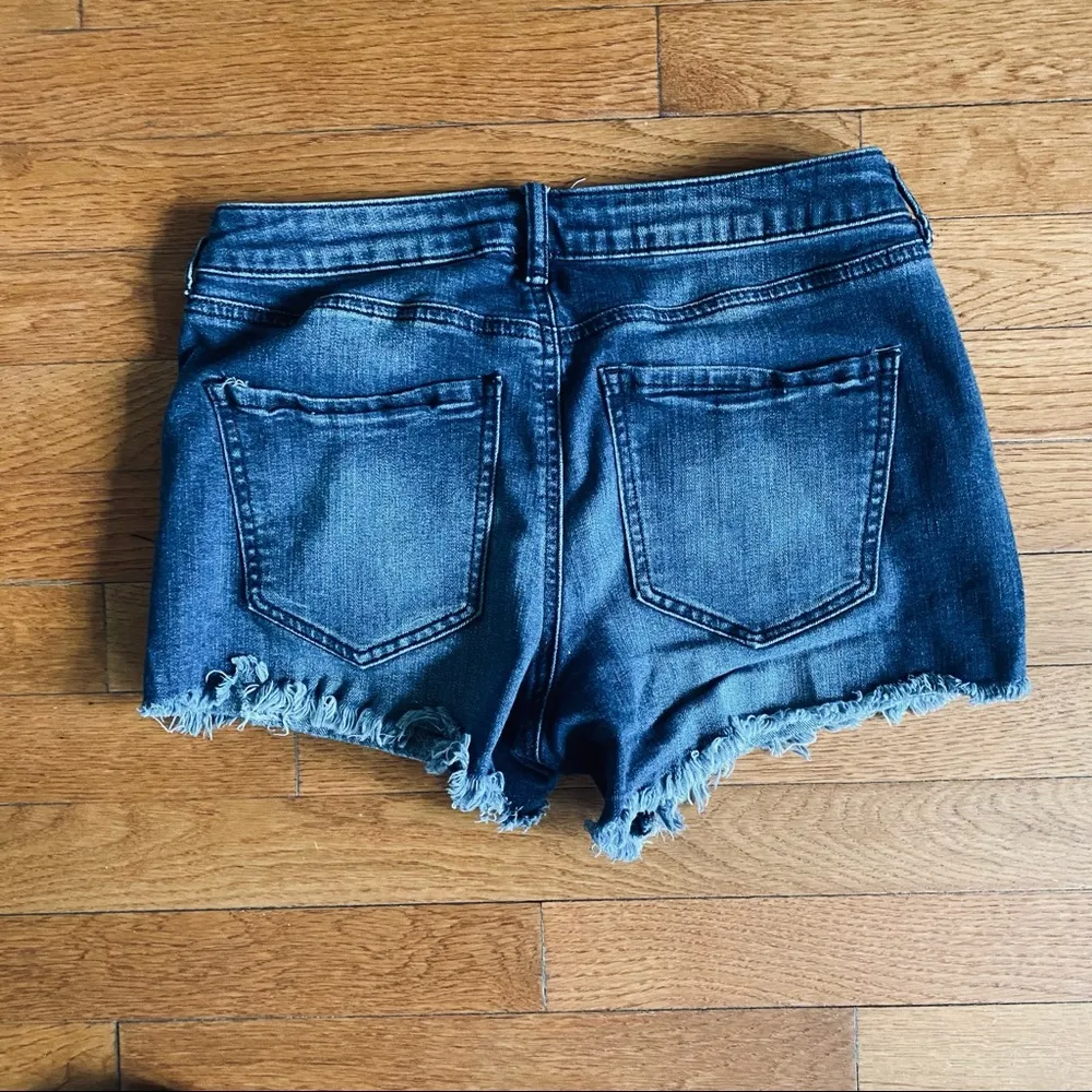Refuge Button Fly Distressed Jean Shorts - Image 7