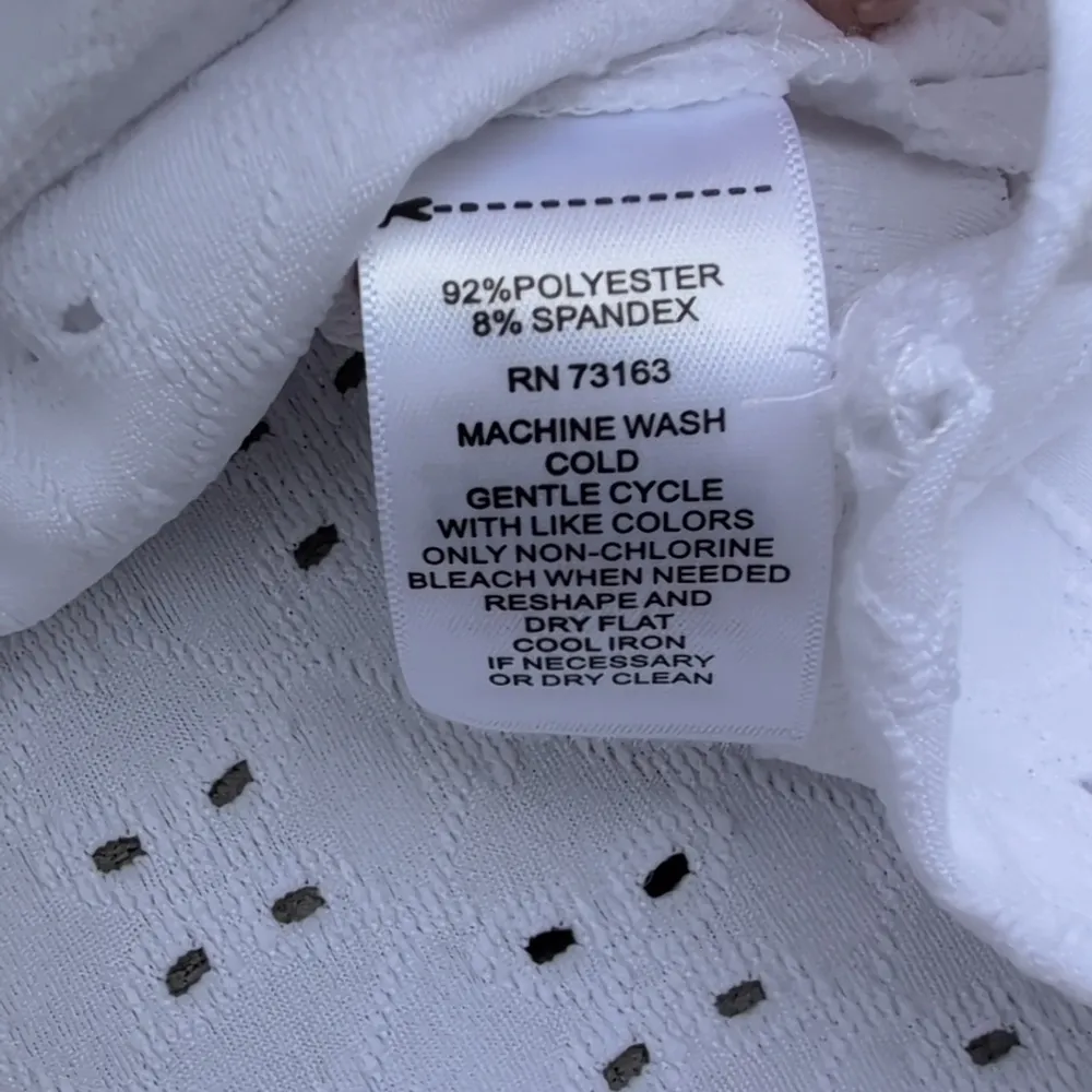 NWT Cable & Gauge White Eyelet Tie-Front Top - Image 8