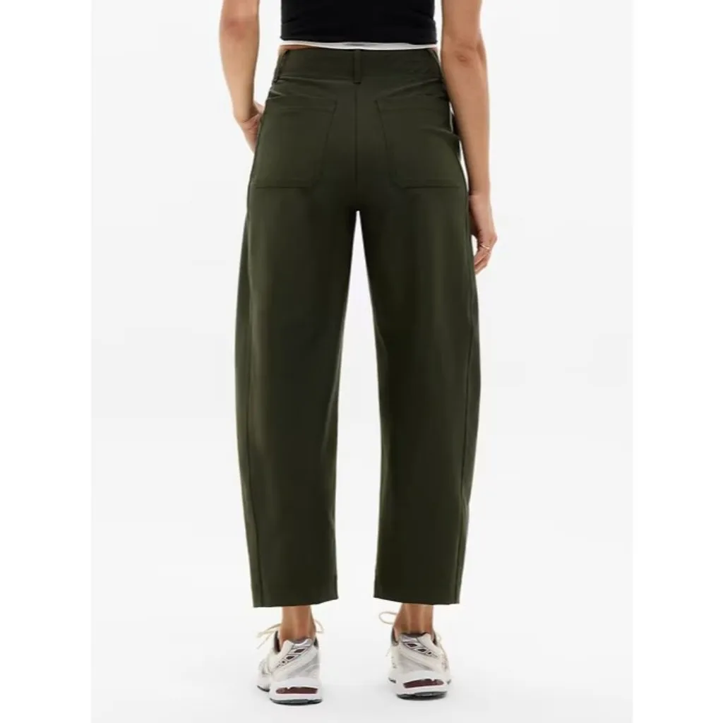 New Athleta 2T Skyline High Rise Barrel Leg Pant Aspen Olive Green Size 2 Tall - Image 3